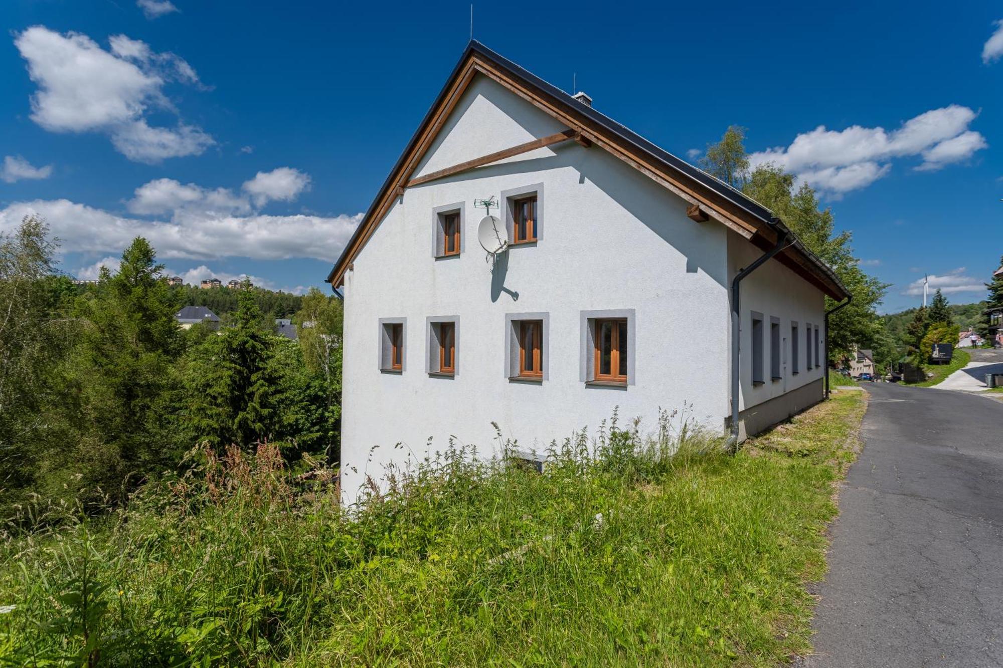 Klinovec 129 Apartman Loučná pod Klínovcem Kültér fotó
